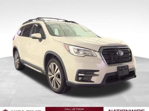 Used 2022 Subaru Ascent Limited w/ Technology Package image 1