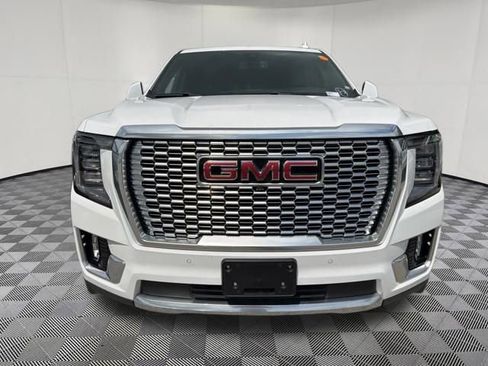 Used 2022 GMC Yukon Denali AWD/4WD image 13