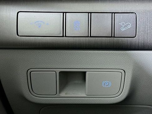 Used 2024 Hyundai Kona SEL FWD image 10