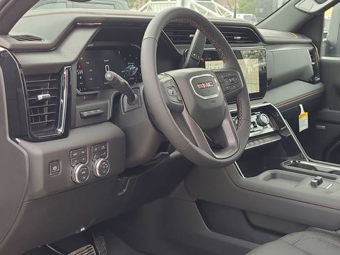 New 2026 GMC Sierra 2500 AT4 w/ AT4 Premium Plus Package image 10