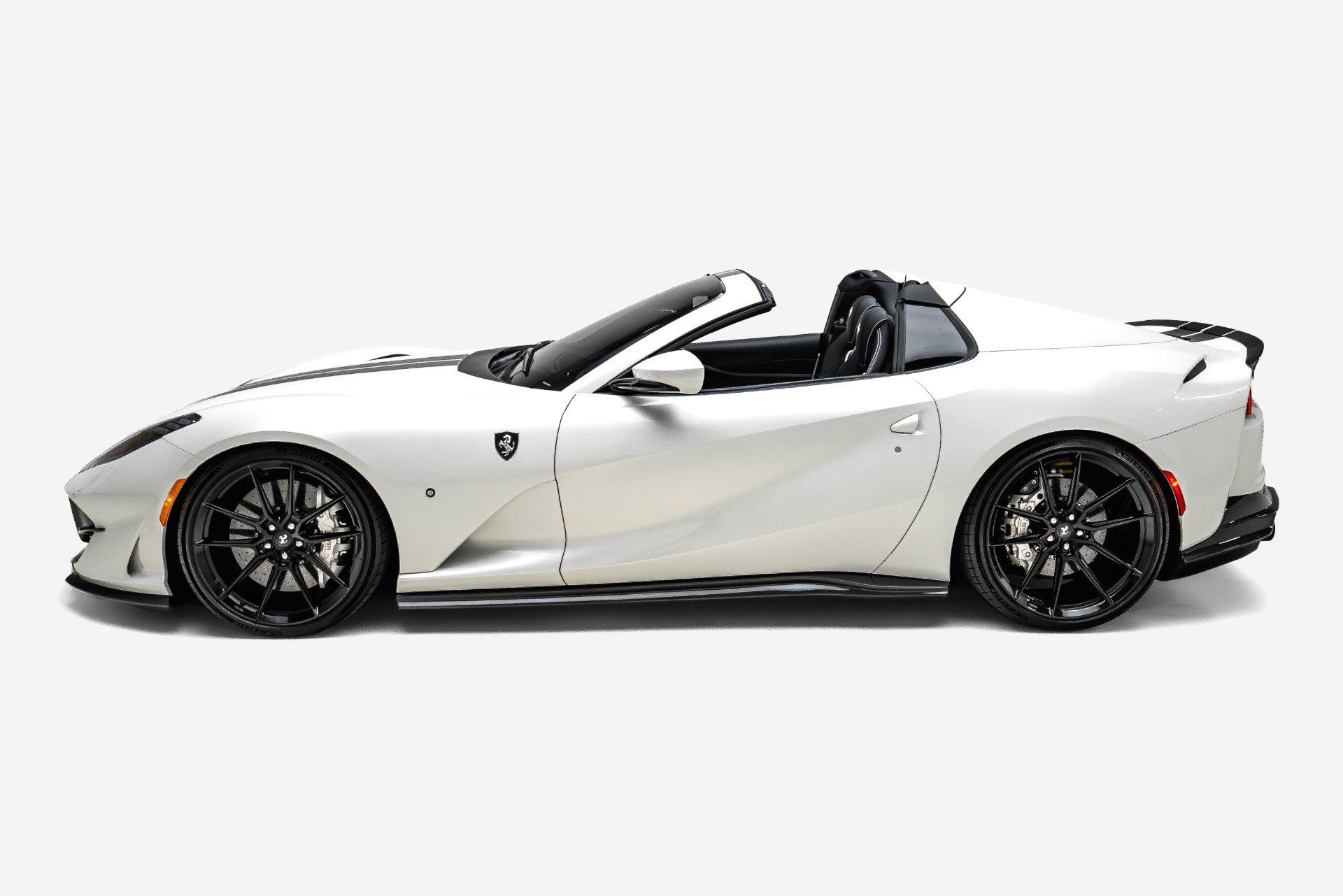 Used 2022 Ferrari 812 GTS RWD image 6