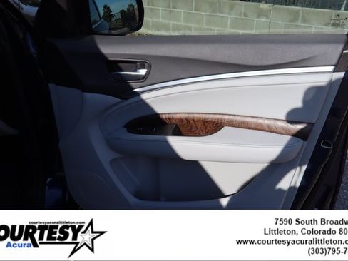 Used 2020 Acura MDX SH-AWD w/ Advance Package image 36