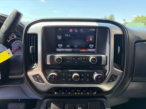 Used 2015 GMC Sierra 1500 SLT w/ SLT Crew Cab Value Package AWD/4WD image 11