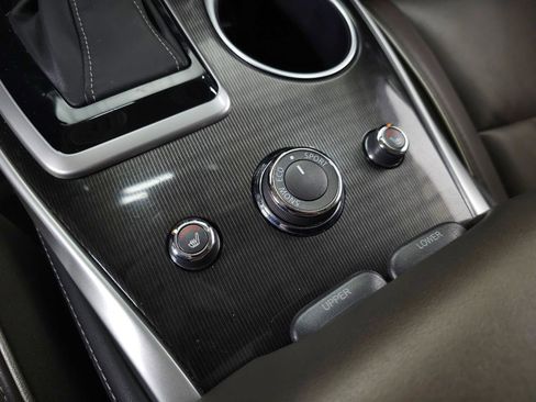 Used 2019 INFINITI QX60 Luxe w/ Essential Package image 33