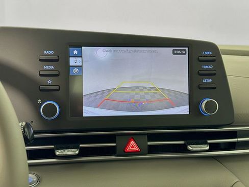 New 2026 Hyundai Elantra Sport FWD image 22