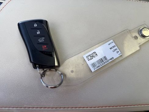 Used 2024 Lexus NX 350 AWD w/ Vision Package image 32