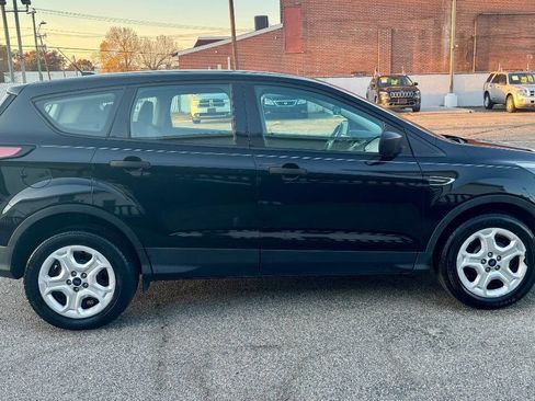 Used 2018 Ford Escape S image 5