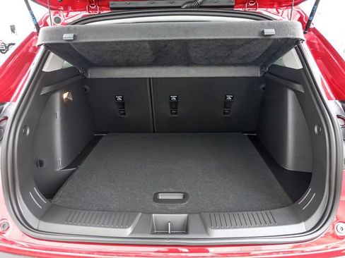 New 2026 Chevrolet Trax LT image 8