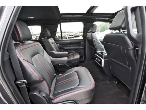 Used 2022 Ford Expedition Max Limited image 8