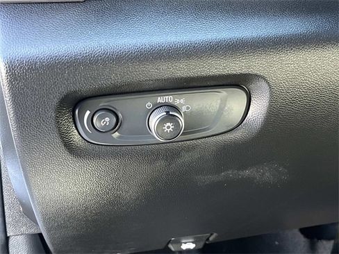 Used 2024 Chevrolet Traverse LT image 33