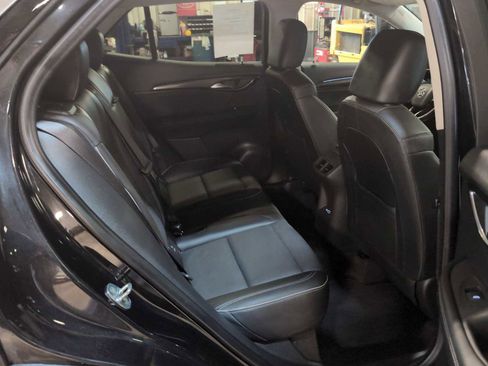 Used 2023 Buick Envision Essence image 23