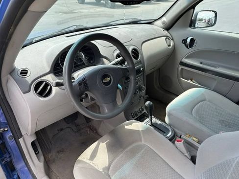 Used 2008 Chevrolet HHR LS FWD image 17
