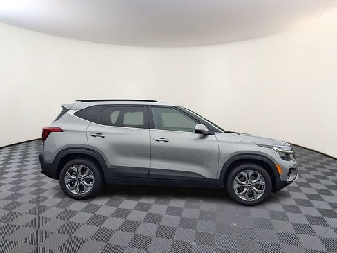Used 2024 Kia Seltos S AWD/4WD image 10