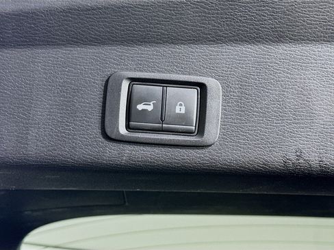 Used 2024 Mitsubishi Outlander SE AWD/4WD image 31