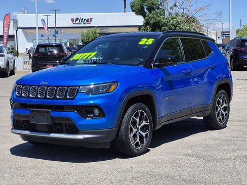 Used 2025 Jeep Compass Limited AWD/4WD image 2