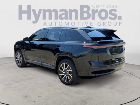 Used 2025 Jeep Wagoneer S Limited image 5