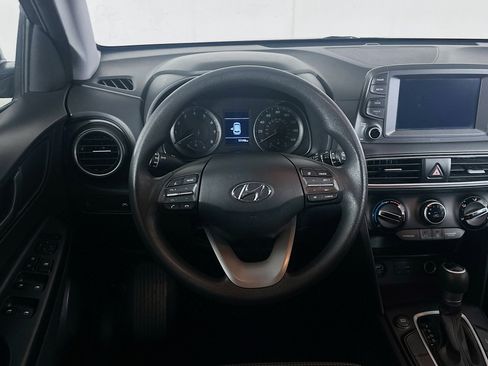Used 2020 Hyundai Kona SE image 17