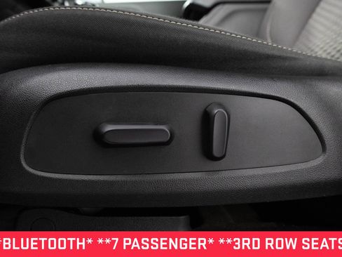Used 2019 GMC Acadia SLE w/ Driver Alert Package I FWD image 8