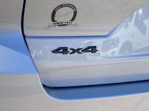 New 2025 Jeep Grand Cherokee Limited w/ Trailer Tow Package image 26