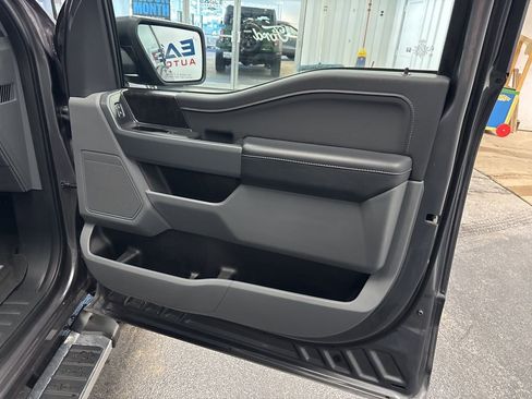 Used 2022 Ford F150 XLT w/ Equipment Group 302A High image 38