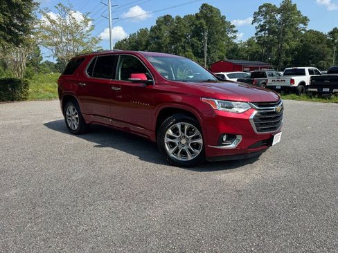 Used 2019 Chevrolet Traverse Premier w/ LPO, Floor Liner Package AWD/4WD image 36