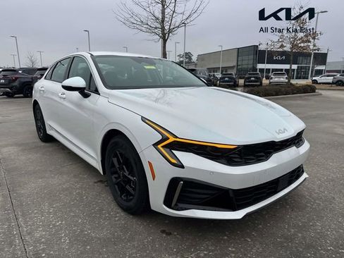 New 2026 Kia K5 LXS FWD image 1