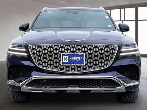 Used 2025 Genesis GV80 3.5T Prestige image 2