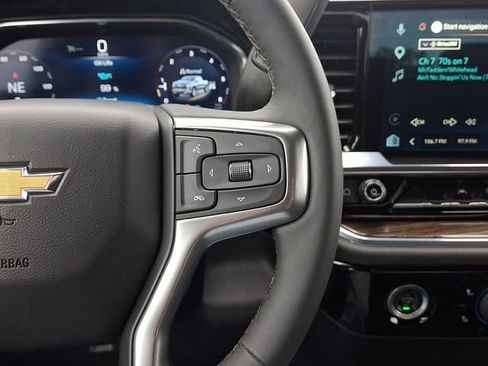 Used 2024 Chevrolet Silverado 1500 LT AWD/4WD image 21