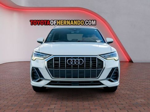 Used 2025 Audi Q3 2.0T Premium AWD/4WD image 2