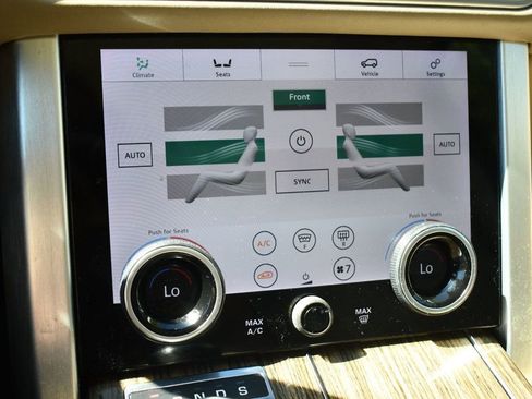 Used 2018 Land Rover Range Rover HSE image 61