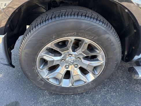 Used 2017 RAM 1500 Limited AWD/4WD image 21