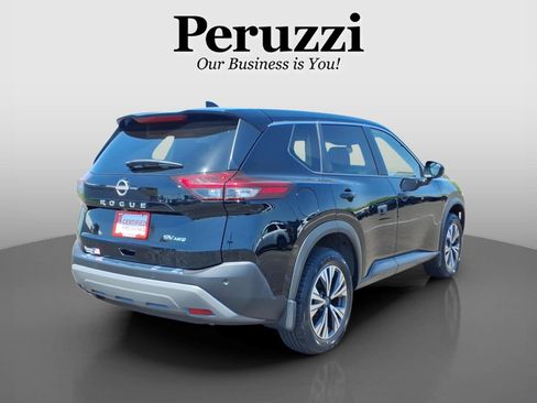Certified 2023 Nissan Rogue SV AWD/4WD image 3