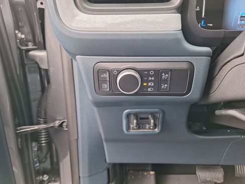 New 2025 Ford Maverick XLT w/ Equipment Group 301A image 6