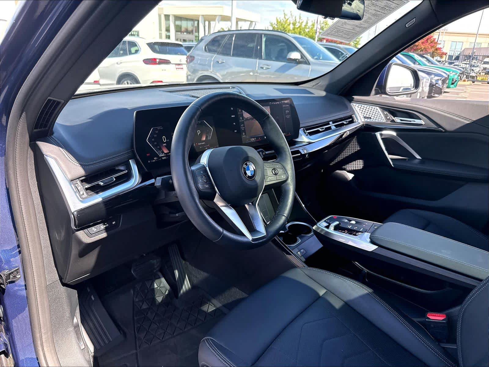 Used 2025 BMW X1 xDrive28i w/ Convenience Package AWD/4WD image 17