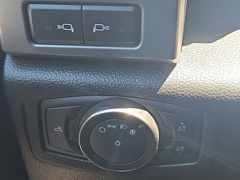 Used 2018 Ford F150 Raptor w/ Equipment Group 802A Luxury AWD/4WD image 26