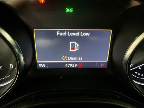 Used 2023 Buick Encore GX Select w/ Sport Touring Package FWD image 13