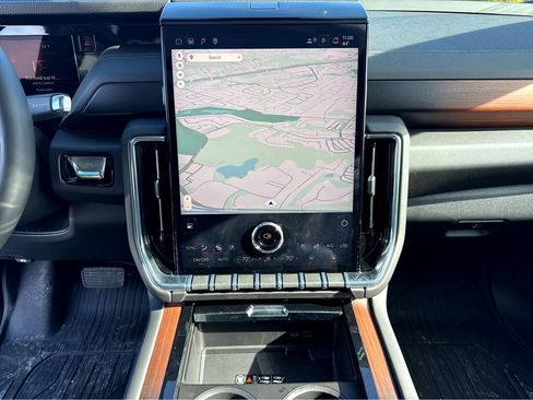 New 2026 GMC Yukon Denali w/ Denali Reserve Package image 14