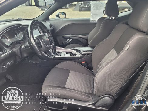 Used 2022 Dodge Challenger GT image 10