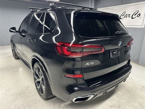 Used 2019 BMW X5 xDrive50i w/ M Sport Package image 4