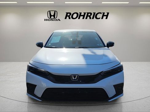 Used 2023 Honda Civic Sport image 2