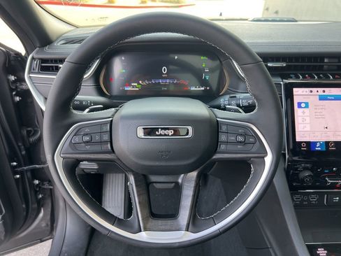 New 2024 Jeep Grand Cherokee Limited 4xe AWD/4WD image 12