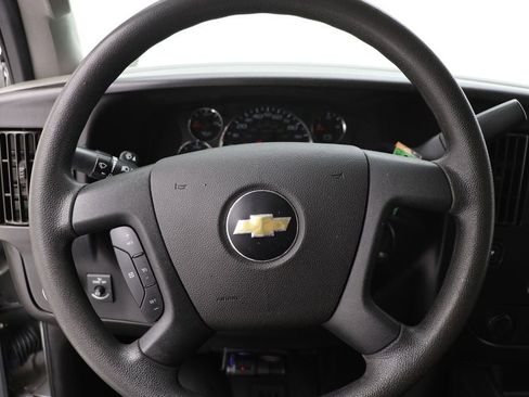 Used 2018 Chevrolet Express 3500 LT w/ LT Preferred Equipment Group image 14