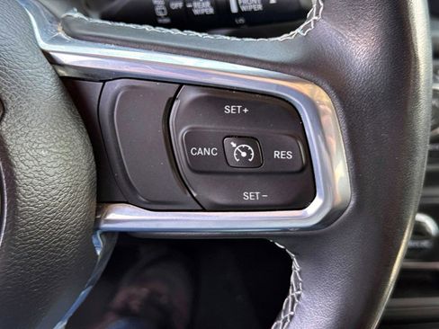 Used 2023 Jeep Wrangler Unlimited Sahara w/ Cold Weather Group image 15