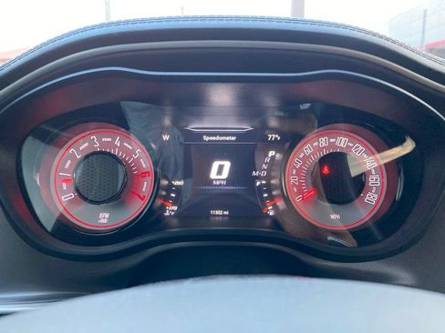 Used 2022 Dodge Challenger R/T Scat Pack RWD image 16