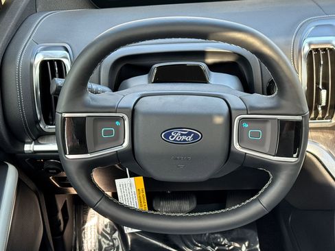 New 2026 Ford Expedition Max Platinum image 27