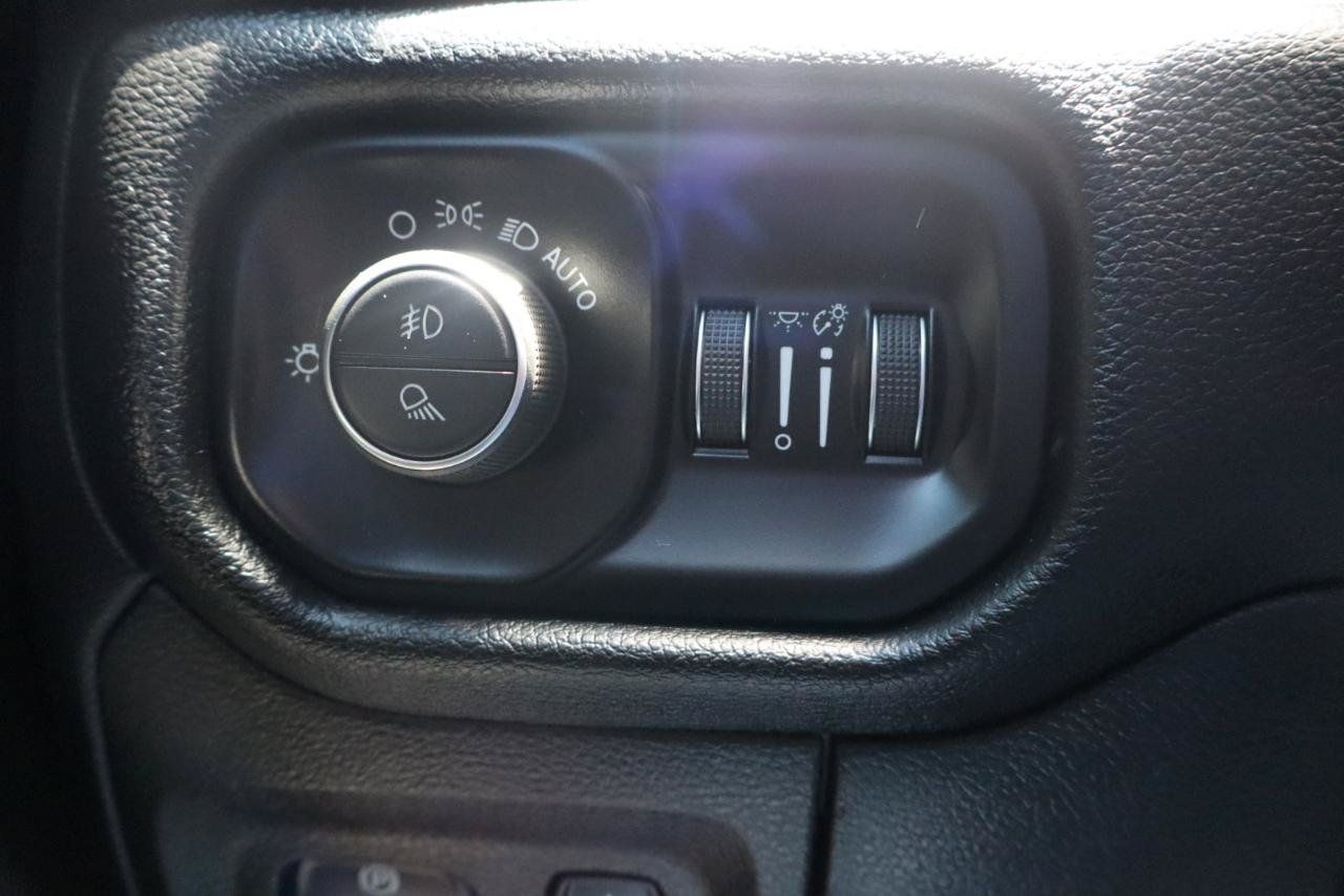 Used 2019 RAM 1500 Big Horn AWD/4WD image 25