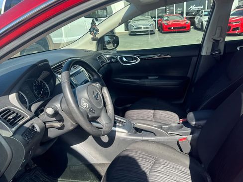 Used 2019 Nissan Sentra SV FWD image 6