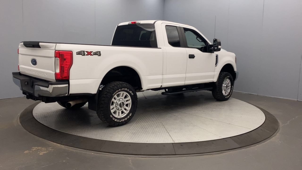 Used 2019 Ford F250 XL w/ STX Appearance Package AWD/4WD image 5