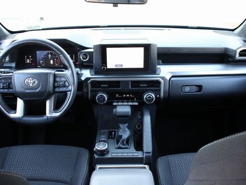 Used 2025 Toyota 4Runner SR5 image 7