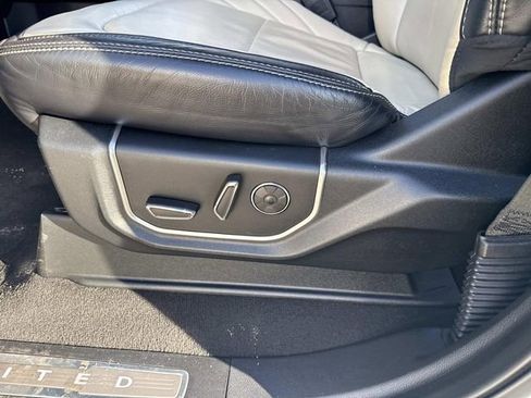 Certified 2020 Ford F450 Limited w/ FX4 Off-Road Package image 24